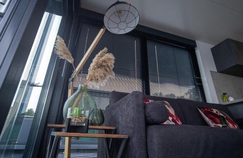 Middelaar Boat Rental | Houseboat at Mookerplas , cleaning included