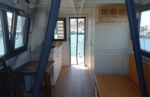 Alghero Boat Rental | Houseboat BlueSeaDream Dolphin Casetta Galleggiante