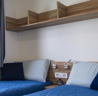 Bisceglie Boat Rental | Houseboat Floatart Experience Bisceglie