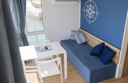 Bisceglie Boat Rental | Houseboat Floatart Experience Bisceglie