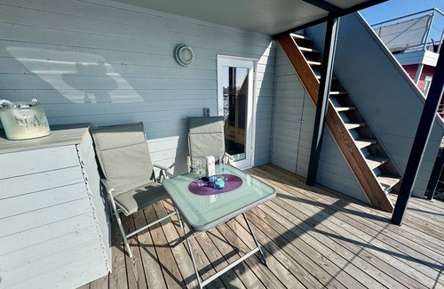 Ostholstein Apartment | Houseboat for 4 guests with 35m² in Fehmarn (167224)
