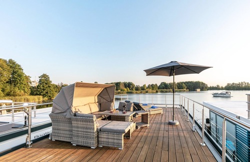 Oberhavel Boat Rental | Houseboat Joana with large sun terrace in Zehdenik
