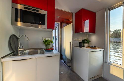 Smichov Boat Rental | Houseboat Prague with Paddle Boat -Sail, Explore and Relax