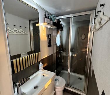 Alghero Boat Rental | Houseboat Seabreeze