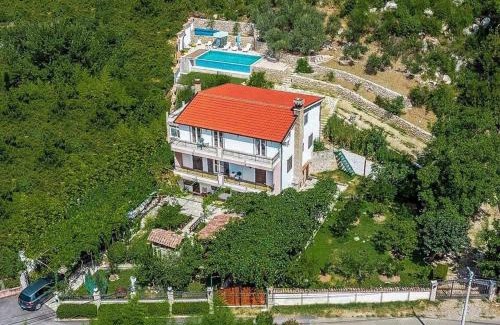 Mojdez House | Household Vlaovic