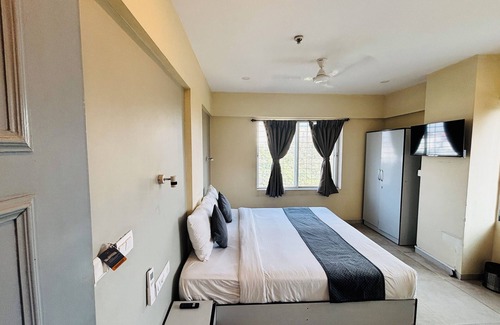 Kharadi Hotel | Housemate by Daily Stays