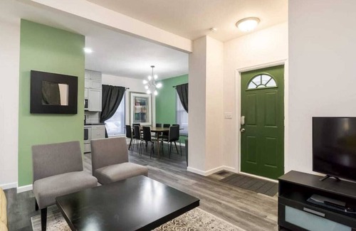 West Columbus House | Housepitality - The Mint Julep House