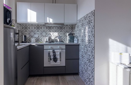 Bolognina Apartment | HouSmart Donato Creti 75