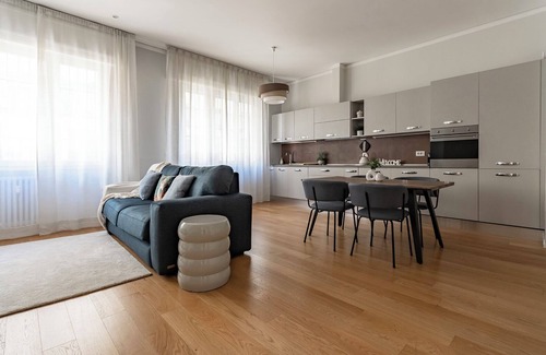 San Donato-San Vitale Apartment | HouSmart Massarenti 61