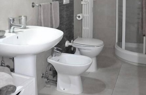 Saragozza-Porto Apartment | HouSmart Podgora 1-2