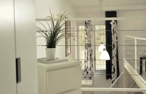 Saragozza-Porto Apartment | HouSmart Podgora 1-2