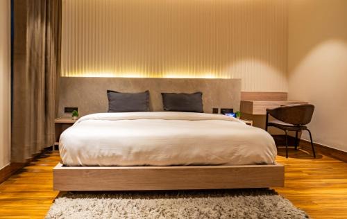 Block A Hotel | Housr Phase 1 Arjun Marg & Golf Course Road