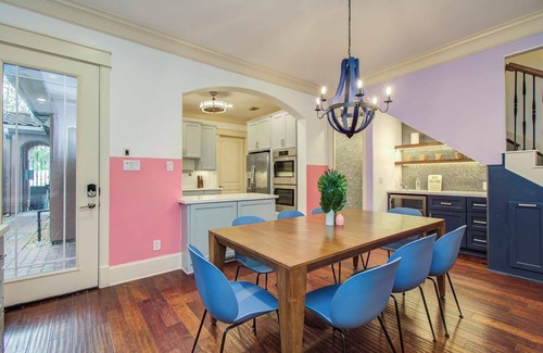Greater Heights House | Houston Centrally Located w/Backyard Pool Retreat