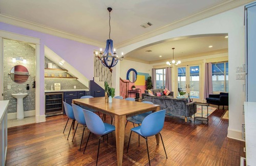 Greater Heights House | Houston Centrally Located w/Backyard Pool Retreat