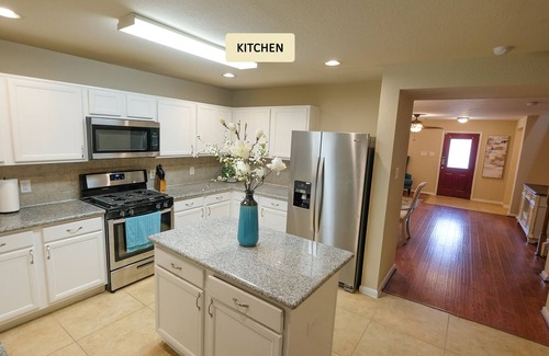 Mission Bend House | Houston SW - Sugarland 5 Bed 2 Bath - 9 Beds
