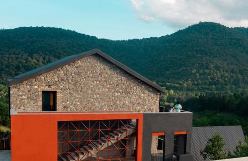 Dilijan Hotel | Hover Boutique Hotel