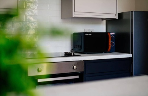 Adamsdown Apartment | Howard Gardens - 2 Bedroom Apartment in Cardiff City Centre