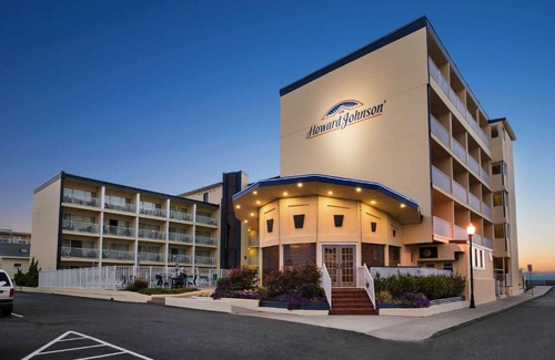 Ocean City Hotel | Howard Johnson by Wyndham Ocean City Oceanfront