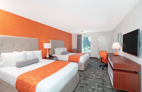 Aiken Hotel | Howard Johnson by Wyndham Aiken