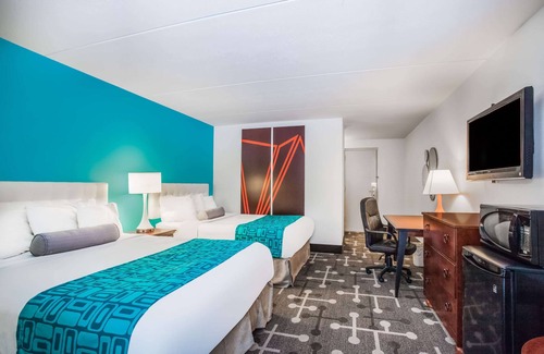Hershey Hotel | Howard Johnson by Wyndham Hershey