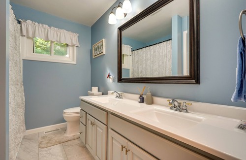Howard House | Howard Vacation Rental w/ Grill, Fire Pit & Yard!