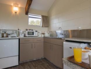 Howick Hotel | Howick Motor Lodge