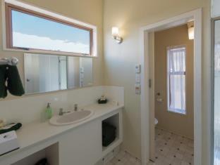 Howick Hotel | Howick Motor Lodge