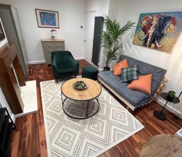 Dundonald Apartment | Howie's place