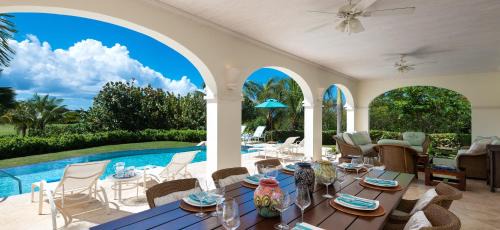Westmoreland Villa | Howzat! by Island Villas