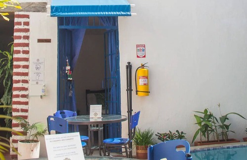 Cartagena Walled City Cabin | Hpt-sm Hotel Room In Getsemani With Pool, Breakfast And Wifi