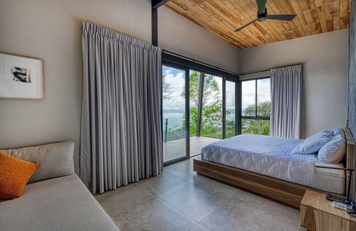 Uvita House | HR6 New Villa Incredible Ocean and Jungle Views + Security