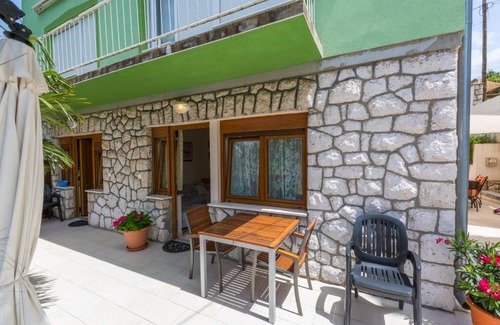 Crikvenica Apartment | HRMAN