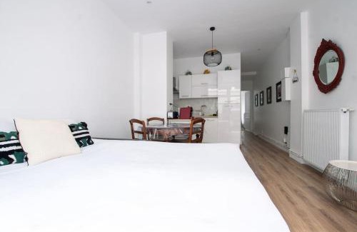 Billancourt–Rives de Seine Apartment | HSH Traversière-Boulogne-Billancourt I Appartement 4P
