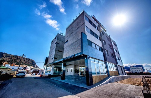 Seongsan Hotel | Hu An Stay Hotel