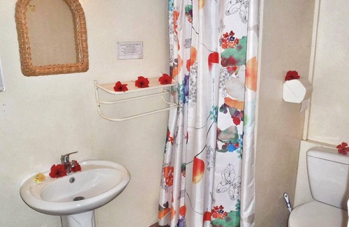Huahine Bed & Breakfast | HUAHINE - Bungalow Vanille 2p