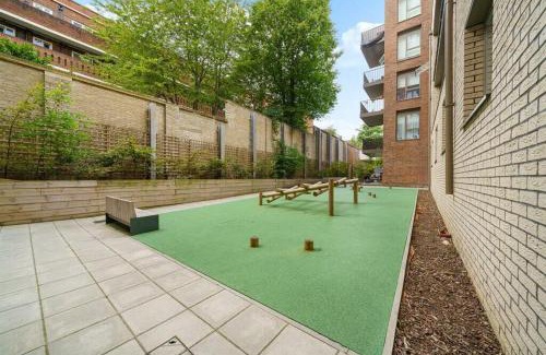 Brixton Apartment | Hububb Luxury Somerset