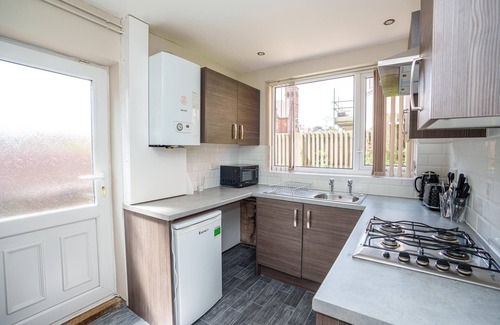 Nottingham House | Hucknall house