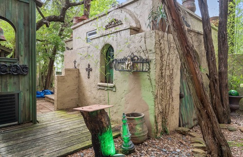 Hudson Bend House | Hudson Bend Hacienda | Home in Austin