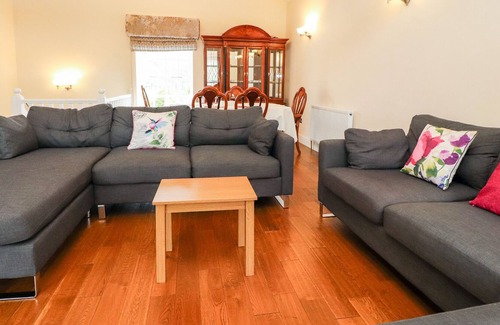 Dolphinholme Cottage | HUDSON, pet friendly, with a garden in Lancaster