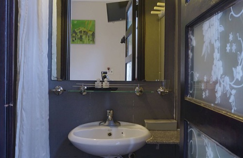 Hue City Centre House | Hue Nino Hotel
