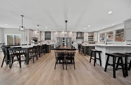 Jacksboro House | HUGE 10BR lakefront w/double deck dock, movie theatre, 2 hot tubs, dual kitchen