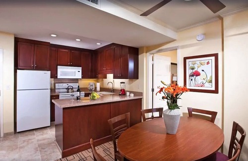Solana Beach Resort | Huge 2 BR, Winners Circle Resort
