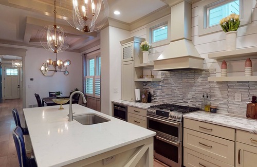 Prospect House | Huge and Contemporary Norton Commons House!