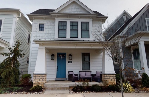 Prospect House | Huge and Contemporary Norton Commons House!