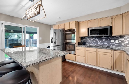 Northwest Arvada House | Huge Arvada Retreat! Great quiet neighborhood!