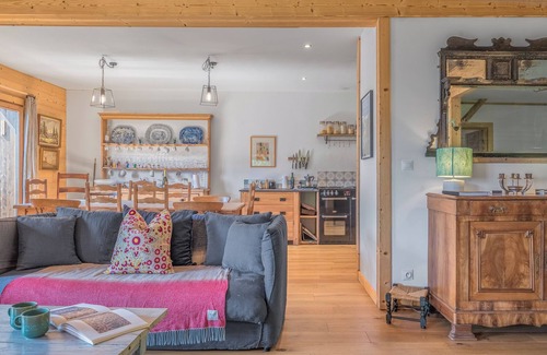 La Baume Ski Chalet | Huge Chic Chalet for Skiing & Summer Fun, Morzine & Avoriaz