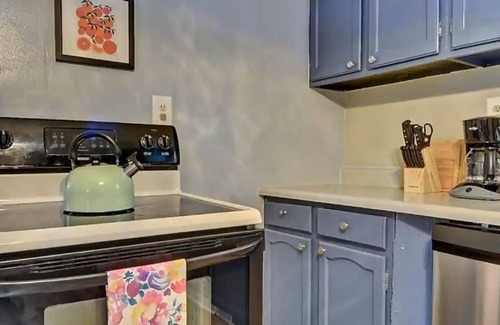 Near Northside House | Huge Fully Renovated 5BR/2BA Home in INDY!