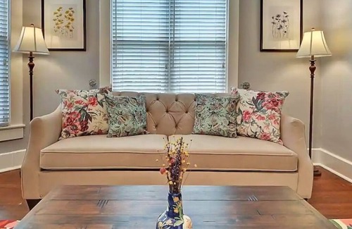 Near Northside House | Huge Fully Renovated 5BR/2BA Home in INDY!