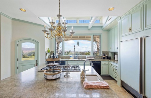 Laguna Niguel House | Huge luxury Mansion in serene San Juan Capistrano with pool and mountain view