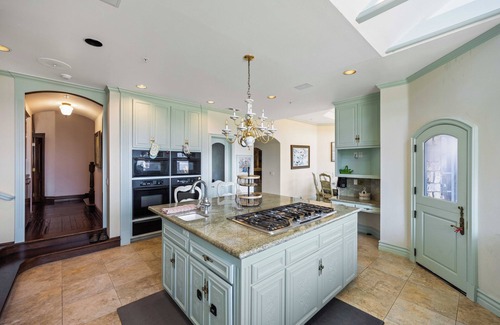 Laguna Niguel House | Huge luxury Mansion in serene San Juan Capistrano with pool and mountain view